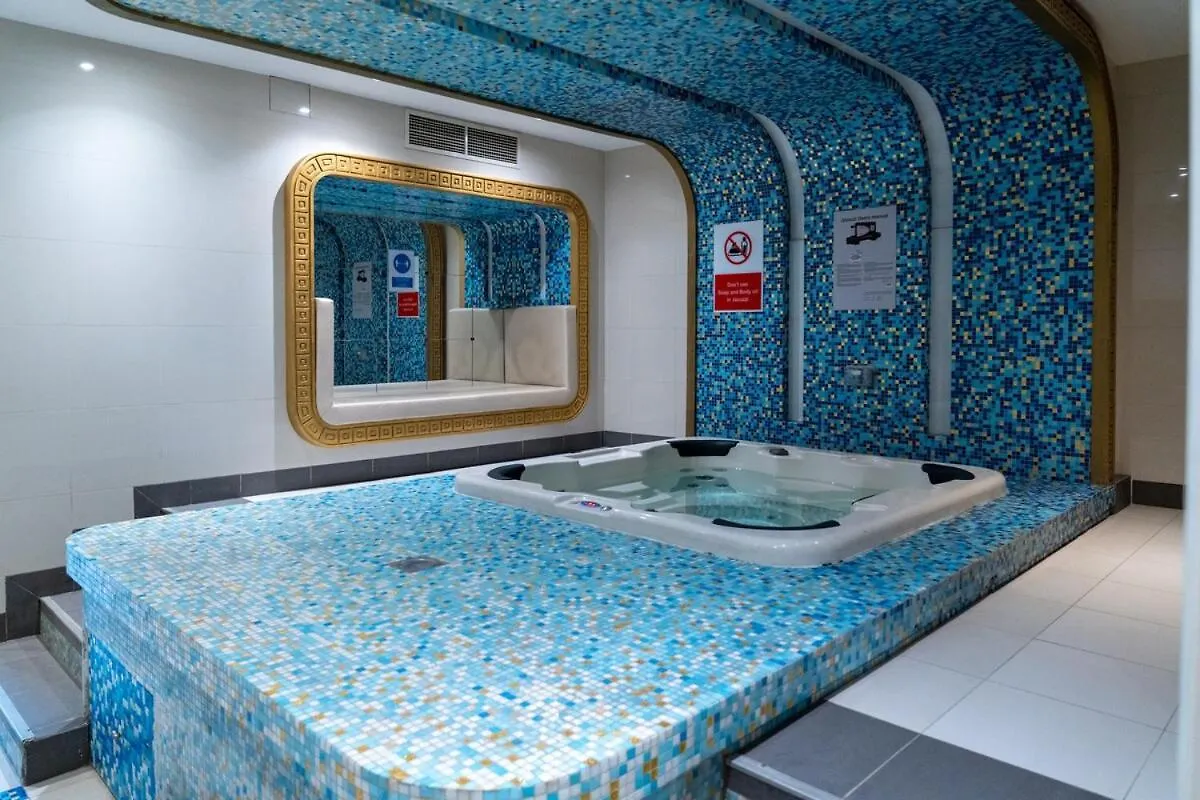 Central Business Bay By Stayinhomes - 10 Mins Burj Khalifa - 1Bed - Parking - Pool - Gym Dubai 0*,