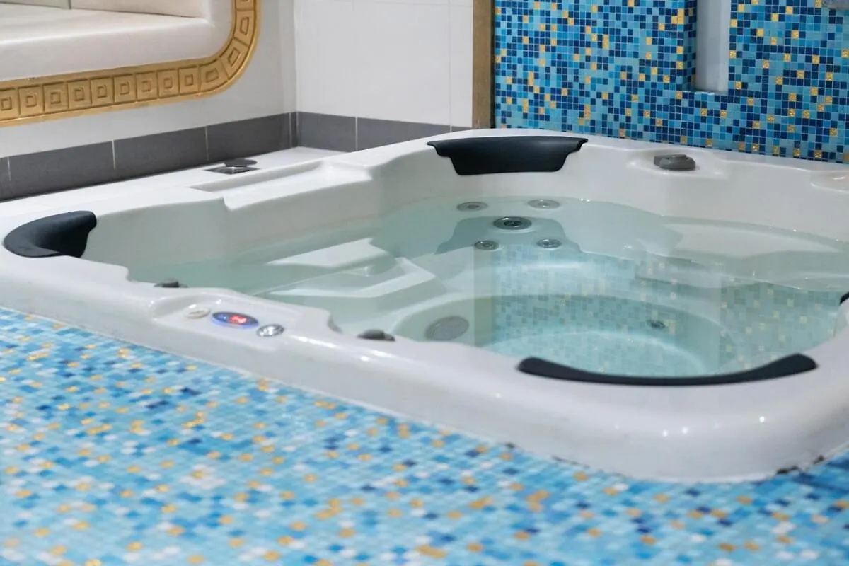Apartment Central Business Bay By Stayinhomes - 10 Mins Burj Khalifa - 1Bed - Parking - Pool - Gym Dubai